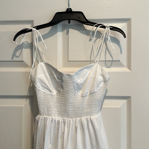 Astr white flowy dress! - Picture 3 of 5